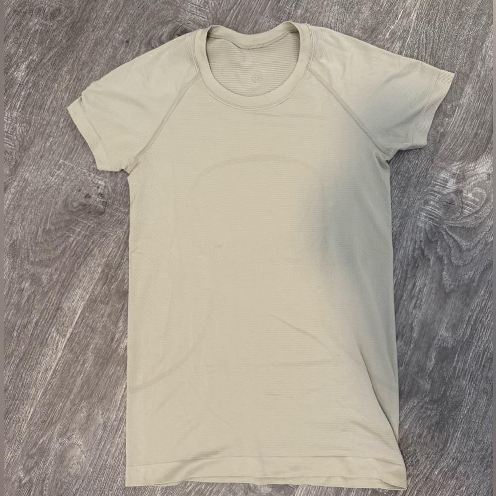 Lululemon Swiftly Tech Short Sleeve Shirt 2.0 Hip Length Beige